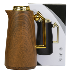 دلة بتصميم خشبي ومقبض ذهبي - سعة 1 لتر