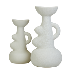 تحفة بتصميم هندسي متعرج مع مقبض جانبي حجم كبير (قطعة واحدة )